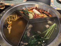 -廖掌柜·重庆鲜货火锅(上海首店)