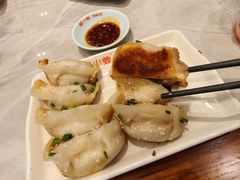 鲜肉锅贴-小姜锅贴(凤凰街店)