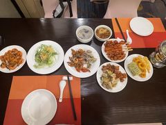 -聚春园自助餐厅(东街口店)