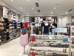 -优衣库(苏州天虹CCMall石路店)