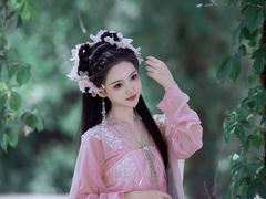 -九月鹰飞汉服摄影工作室