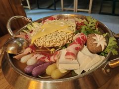 -恩你小木屋·韩式料理(假日广场店)