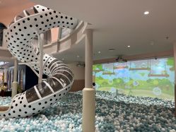 -奈尔宝·儿童乐园·亲子餐厅(鄞州万达店)