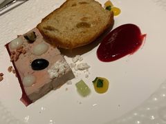 露杰鸭肉鹅肝批-福楼法餐厅FLO