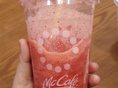 蓝莓特饮-麦当劳(明洞店)