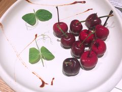 樱桃鹅肝-小大董·烤鸭(凤凰汇店)