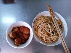 -辣辣小吃豆花米线(大观篆新农贸市场店)