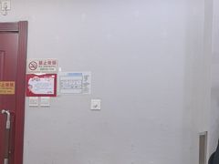 -九头鸟酒家(东高地店)