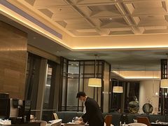 -云端西餐厅(南宁龙光那莲豪华精选酒店)