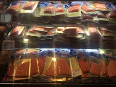 -盒马鲜生(红莲店)