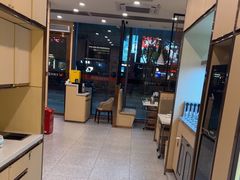 -七欣天香辣蟹火锅(闵行浦江欢乐颂店)