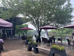 -上海怡沁园度假酒店