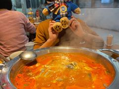 -野山舂·贵州现舂酸汤火锅(鸿通城店)