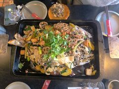 -俏巴妹烤鱼香锅(奥体店)