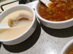 -海底捞火锅(明湖路店)