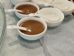 粉葛赤小豆煲鲮鱼（汤）-六婶西关小厨(光塔路店)