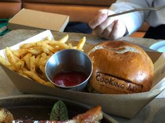 鹅肝牛肉汉堡-Cooking Man(中懋天地店)