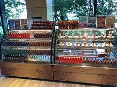 点餐区饮料甜品柜-王权免税店(普吉市区店)