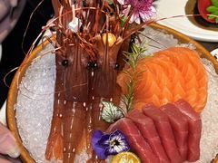 -雍容荟活帝王蟹活龙虾自助(苏宁旗舰店)