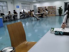 -南山图书馆(常兴路店)