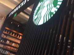 -星巴克臻选(成都环球乐天店)