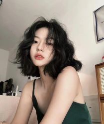 -苑苑发型设计