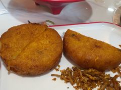 -毛辣果·贵州红酸汤牛肉火锅(西单店)