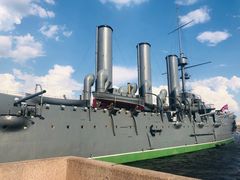 -阿芙乐尔号巡洋舰