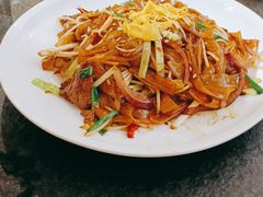 干炒牛河-金翠河烧鹅餐厅(解放碑时代广场店)