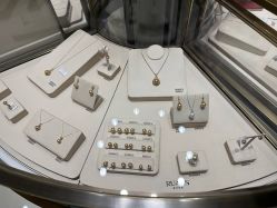 -RUANS阮仕珍珠(北京蓝色港湾店)