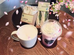 蛋香金枪鱼谷物三明治-星巴克臻选(沈阳大悦城店)