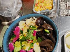 -马路牙子烧烤音乐酒馆(望京店)