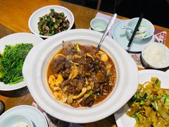 -黄泥岗·地道湖北菜(奥特莱斯店)