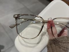 -美式眼镜·授权蔡司.依视路.尼康.豪雅.明月(人民广场店)