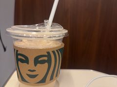 -星巴克(天津站13检票口)