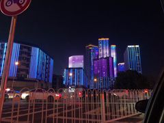 -吾遇酒店(深圳火车站罗湖口岸店)