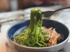 鸡肉松仁菠菜汁意面-西堤牛排(合肥之心城店)