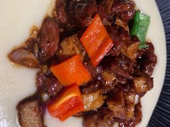 果木烟熏雪花牛肉粒-顾乡私房菜(金沙天街店)