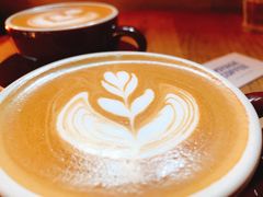 拿铁咖啡-VOYAGE COFFEE(北锣鼓巷店)