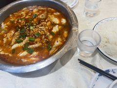 -金良酸菜鱼(宁海路总店)