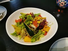 田园色拉佐凯撒酱-C&R西班牙餐厅