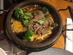 热石锅小牛排骨汤面-Moka Bros 摩卡站(嘉华店)