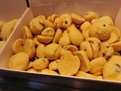 -鲍师傅糕点(江苏路店)