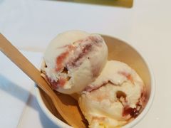 茉莉花覆盒子石榴-哈根达斯(天河城店)