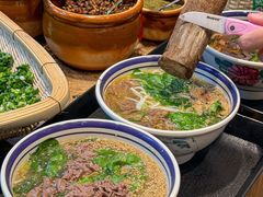 -云阿蛮云南生烫牛肉米线(奉贤路店)