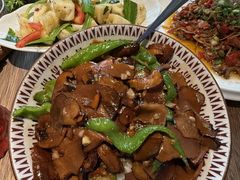 -小喜客·云南特色菜(纳西庭院店)