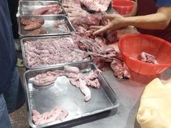 -标记美食新鲜猪杂(兴南大道店)