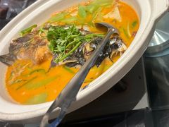 招牌鱼头泡饭-明丰小渔馆(明月路店)