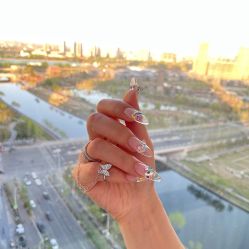 -HUII NAIL绘京美甲美睫会馆