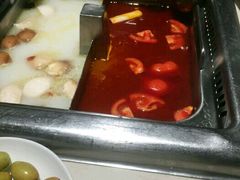 -鸿亨泰杂鱼馆(港馨家园店)